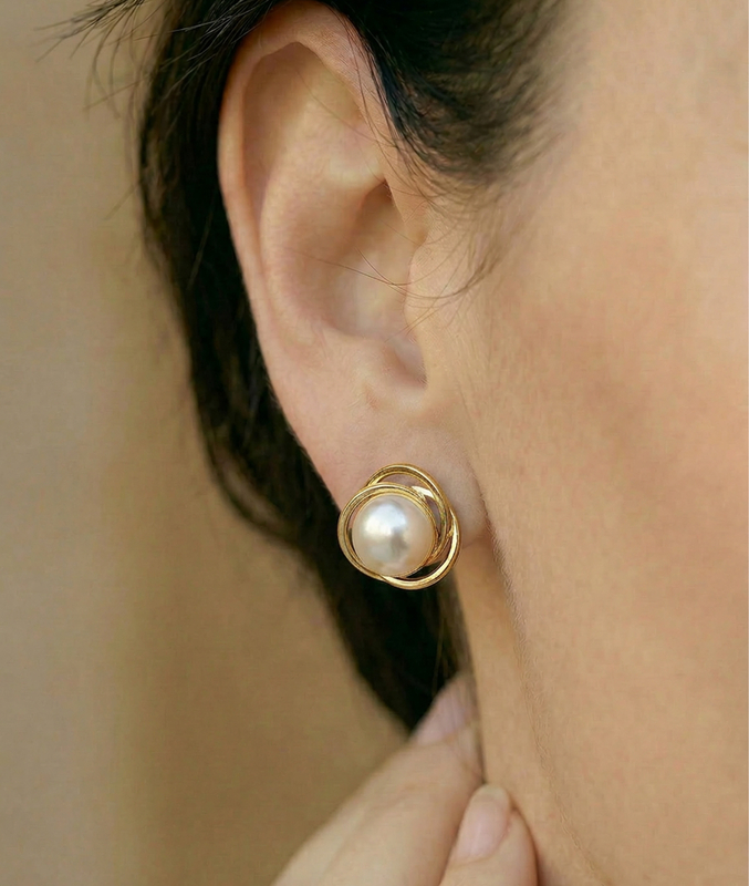 Akoya Pearl Lexi Earrings - Secondary Image