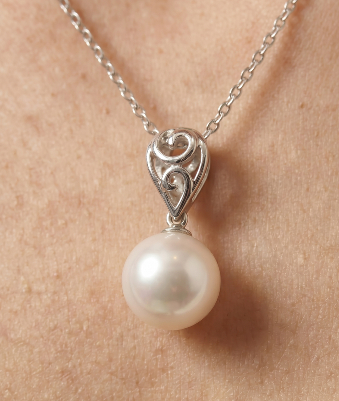 Akoya Pearl Andrea Pendant - Secondary Image