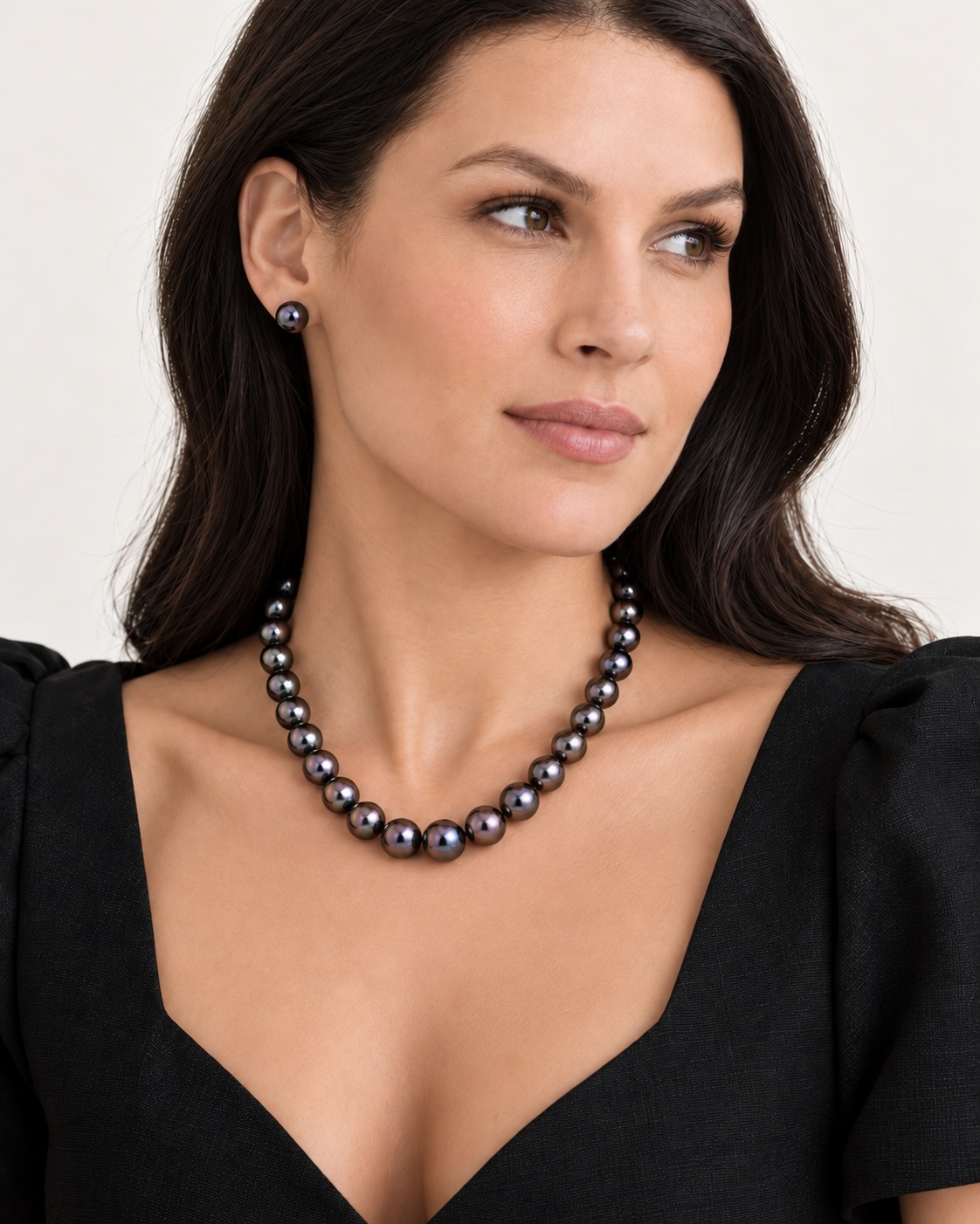 10-11mm Eggplant Tahitian South Sea Pearl Necklace - AAAA Quality - Secondary Image