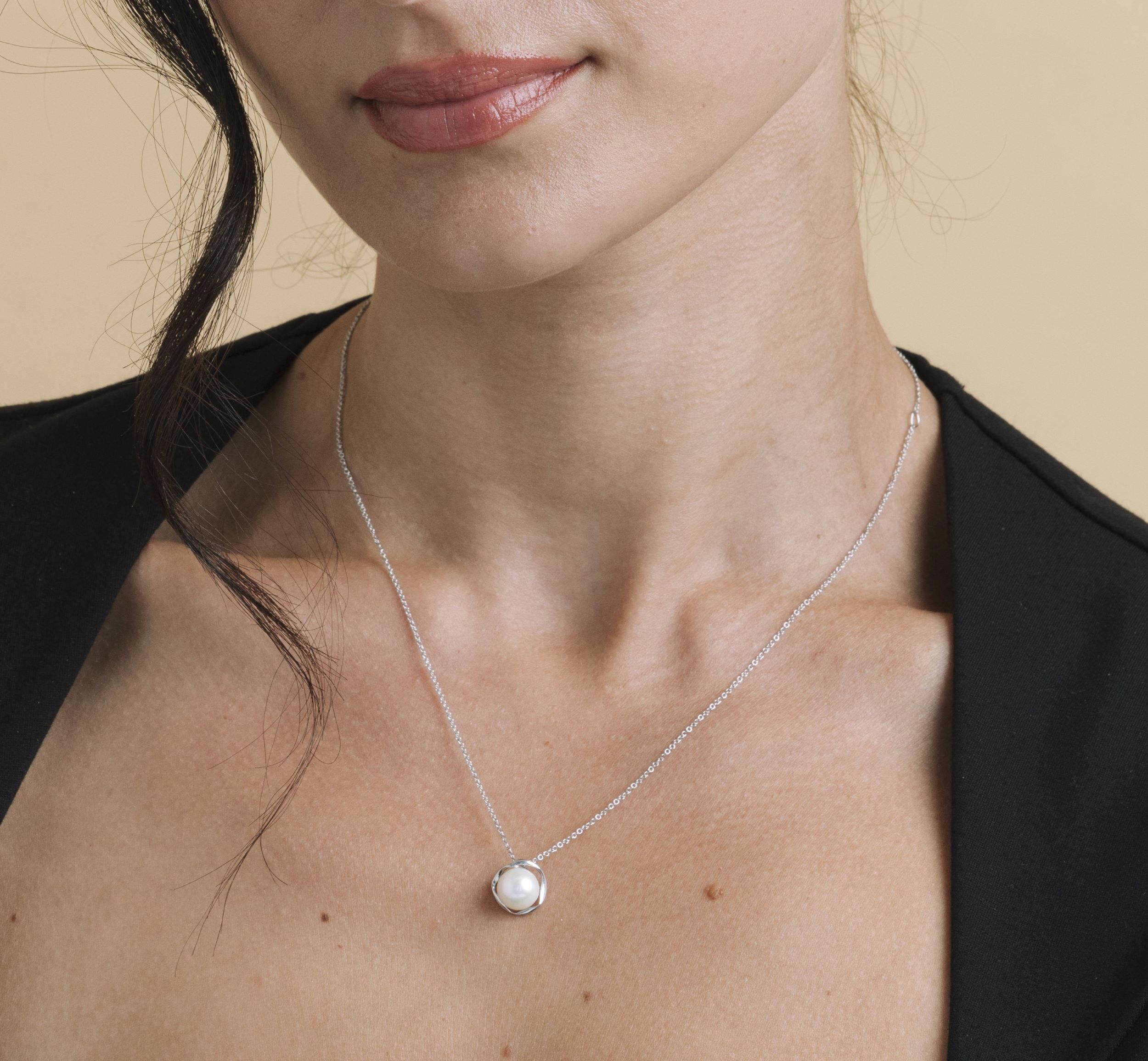 14K Gold Freshwater Pearl Charlie Pendant