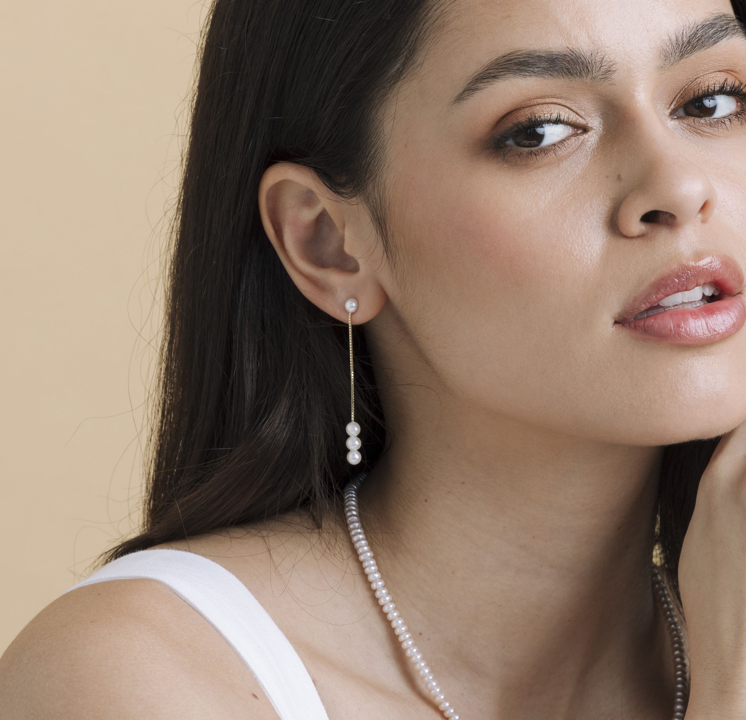White Freshwater Pearl Bree Earrings