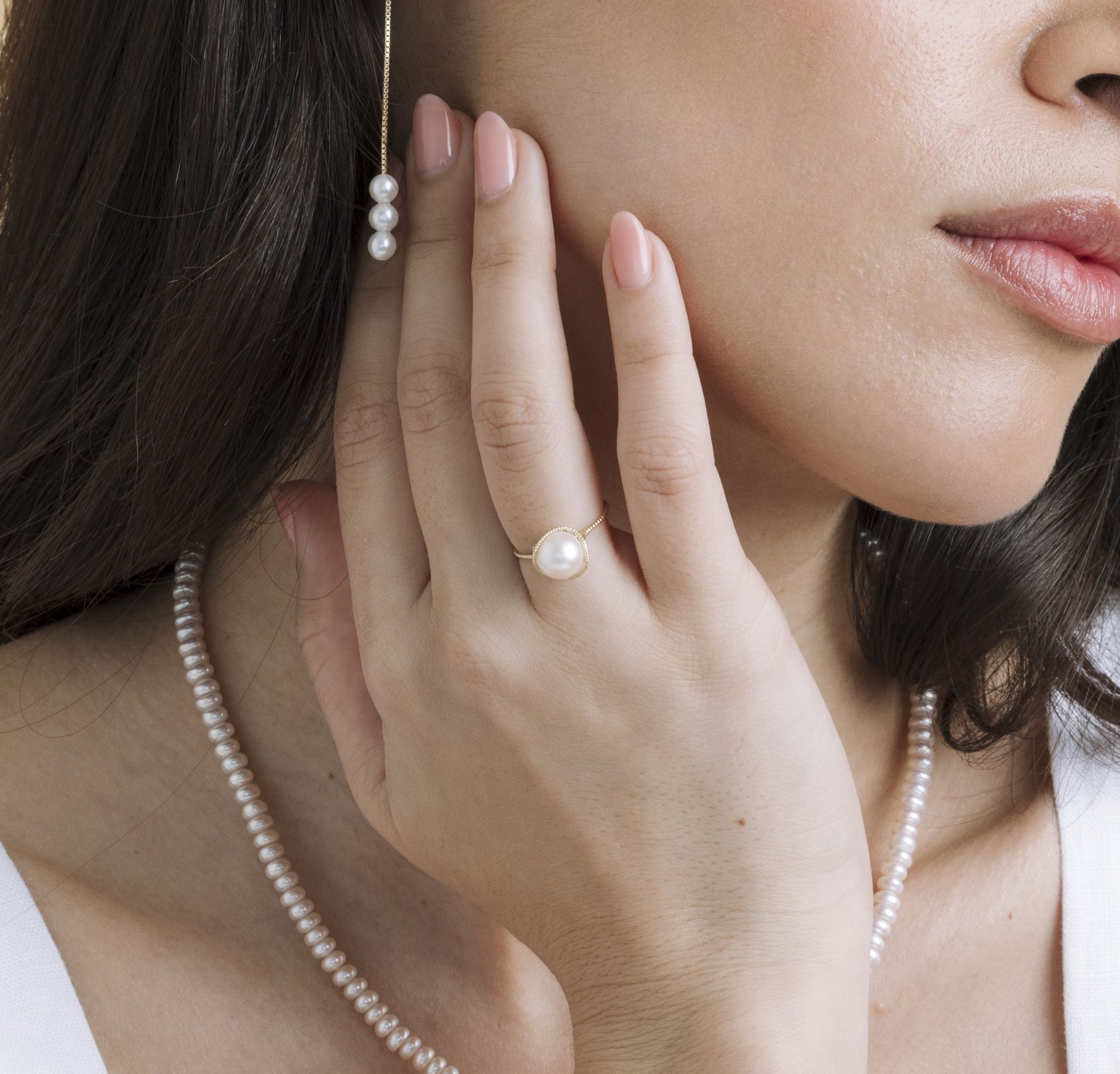 14K Gold Akoya Pearl Raven Ring
