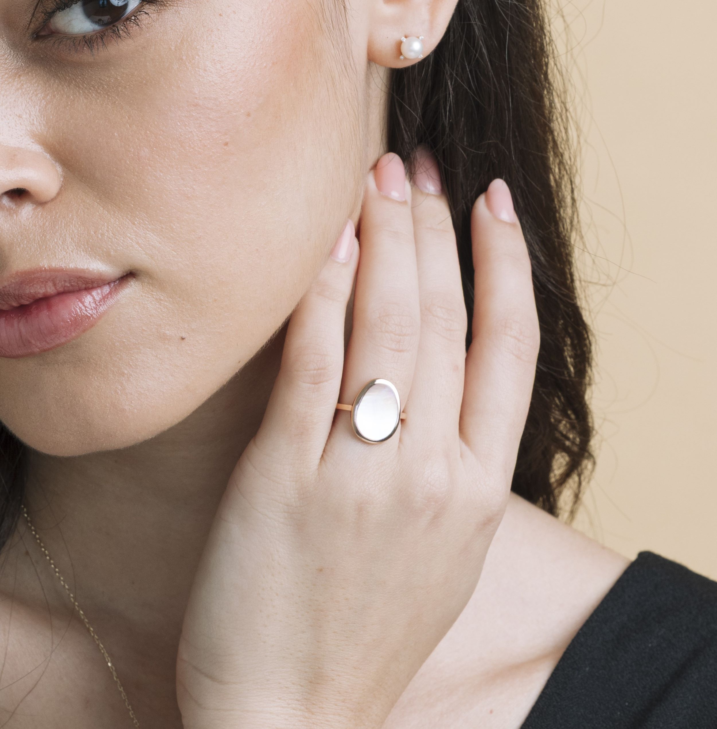 Pink Cultured Mother of Pearl Raya Ring