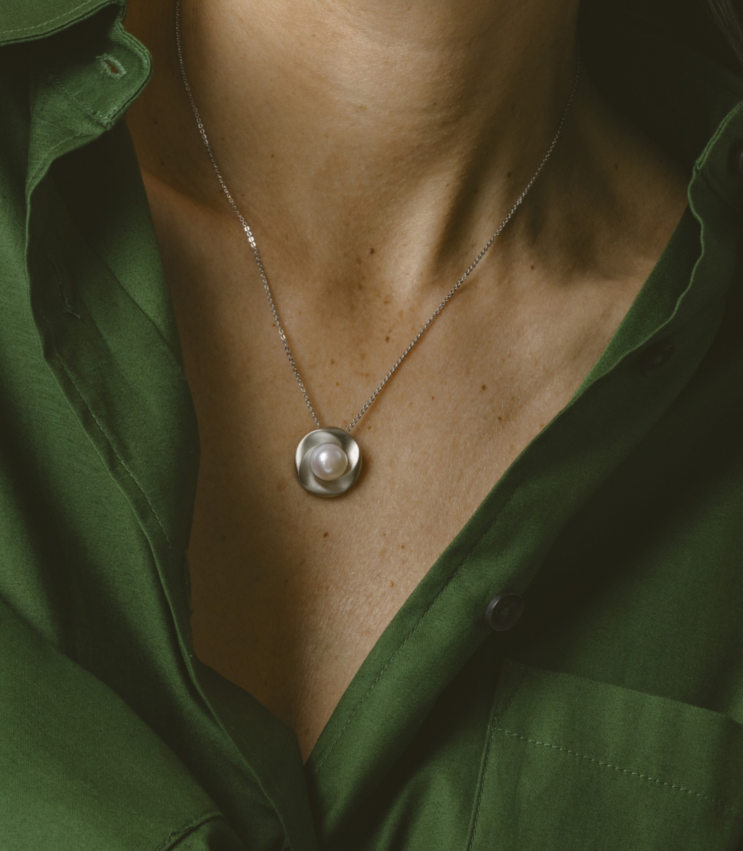 White Freshwater Pearl Tina Pendant